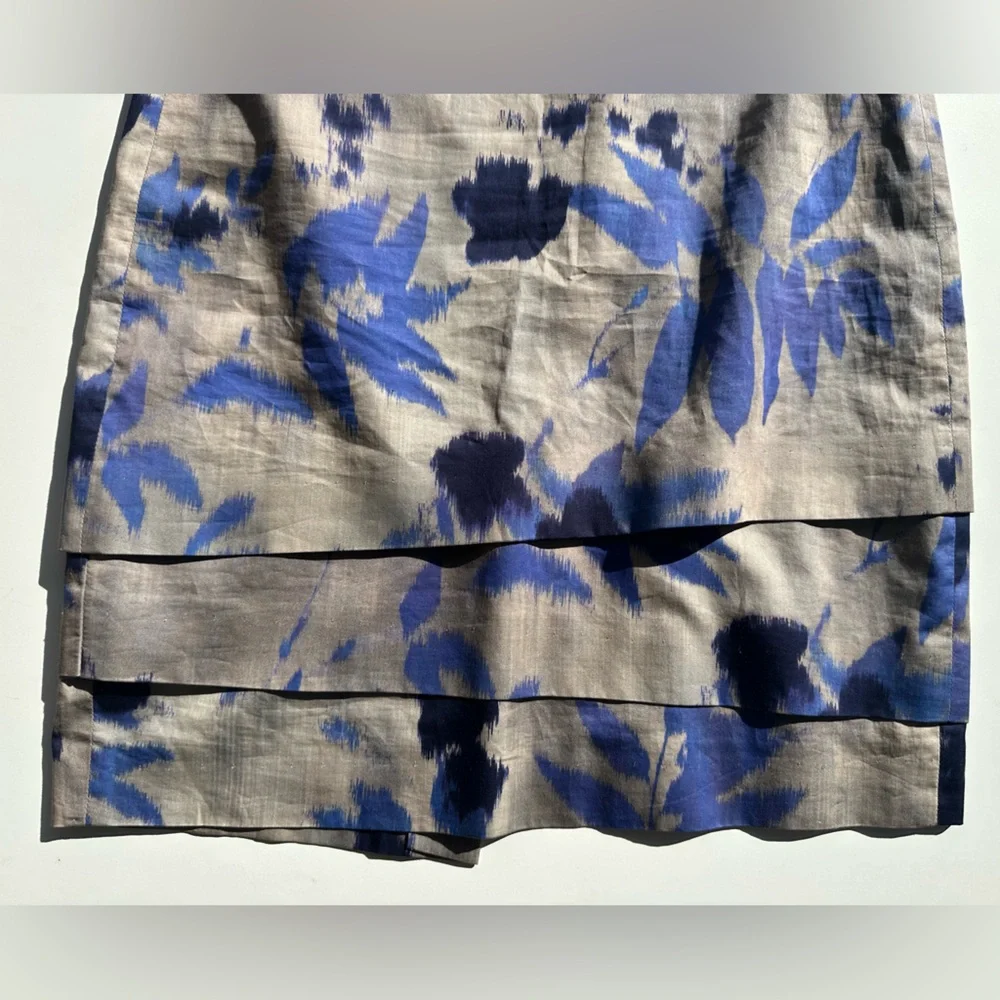 BOSS Satin Layered Blue and Greige Floral Pencil Skirt, 0